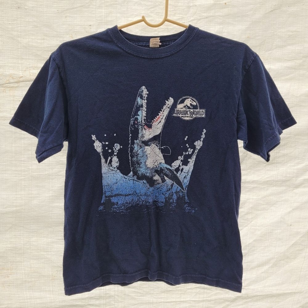 M&O gold Size L 14-16 Jurassic World Mosasaurus Show blue Graphic T-shirt